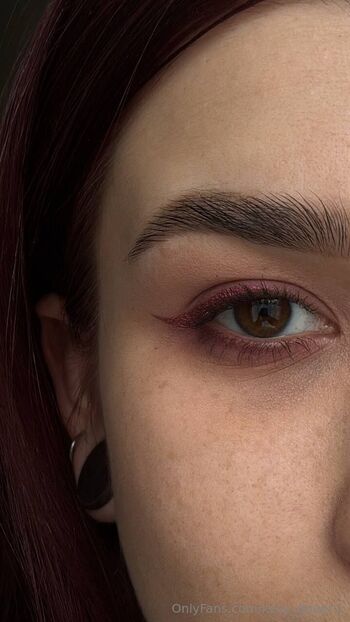 Kelly / kelly_queen1 / call_me.queen_kelly / kelly_me666 nude photo #19