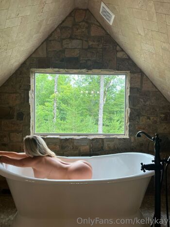 Kelly Ka / kellykay nude photo #34