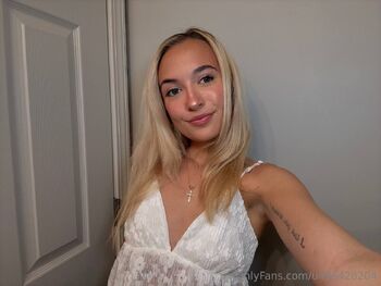 kelsey / kelseyblue nude photo #8