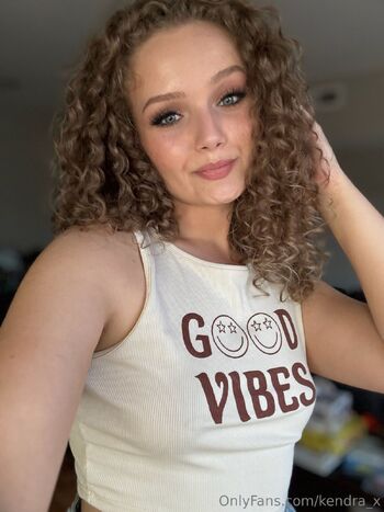 Kendra Xavia FREE / kendra_x nude photo #7