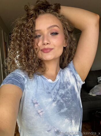 Kendra Xavia FREE / kendra_x nude photo #15