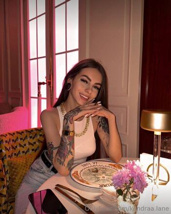 KENDRA LANE / kendraa.lane / keendraaaa1 nude photo #6