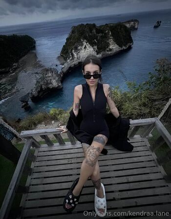 KENDRA LANE / kendraa.lane / keendraaaa1 nude photo #10