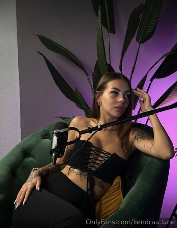 KENDRA LANE / kendraa.lane / keendraaaa1 nude photo #19