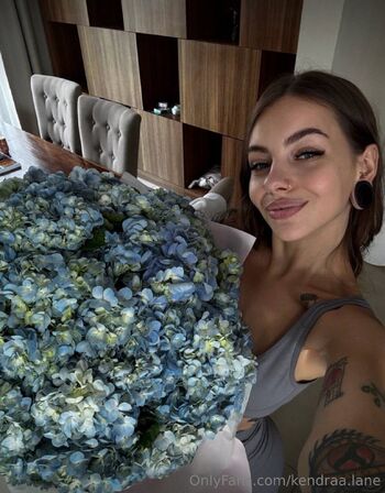 KENDRA LANE / kendraa.lane / keendraaaa1 nude photo #43