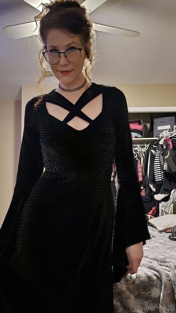 Keri Berr / keriberry_420 nude photo #15