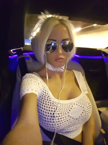 Kerrie-Le / kerriecowan nude photo #15