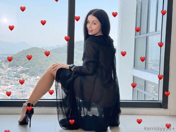 Sky onlin / kerriesky nude photo #30