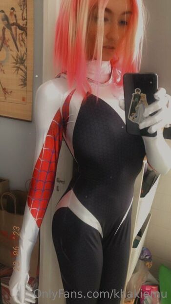 Khaki Em / khakiemu nude photo #24