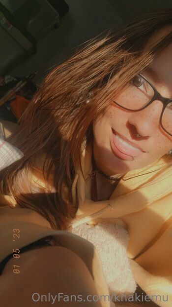 Khaki Em / khakiemu nude photo #31