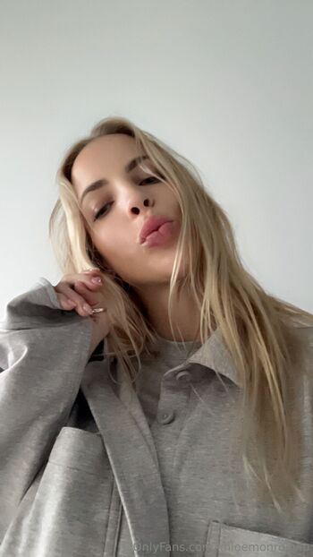 khloe monro / khloemonroevip / khloemonroexxx nude photo #5