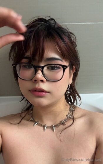 Kiyana V / kianavi / slayzkiana / kiyanavi nude photo #15
