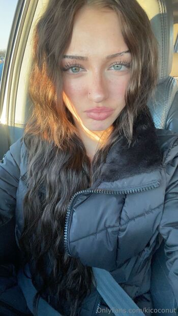 OnlyFans / kieracoconut nude photo #16