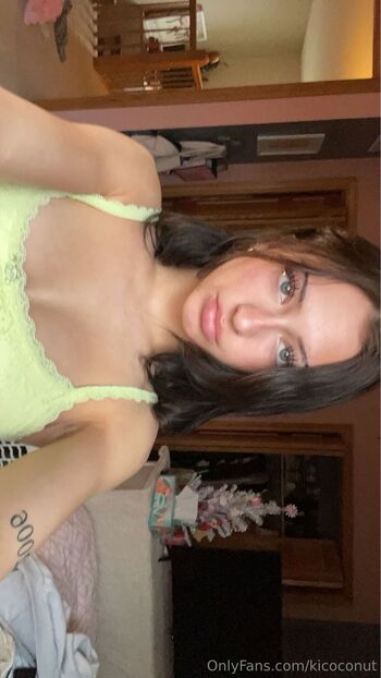 OnlyFans / kieracoconut nude photo #20