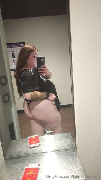 Shayl / kiiinkygoddess nude photo #12