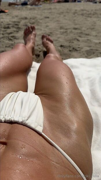 Miia / kiki_miia nude photo #16