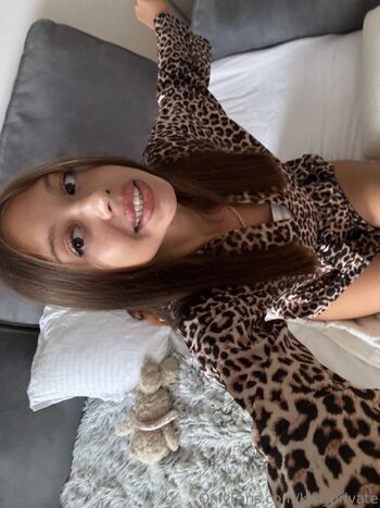 Ki K / kiki_private nude photo #19