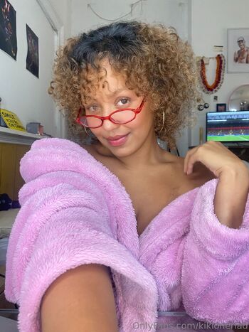 Kiki Darlin / kikionerlad nude photo #18