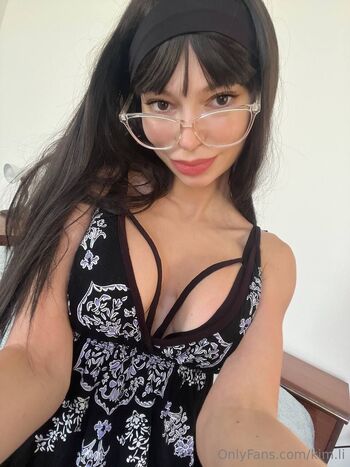 Kim / kim.li nude photo #10