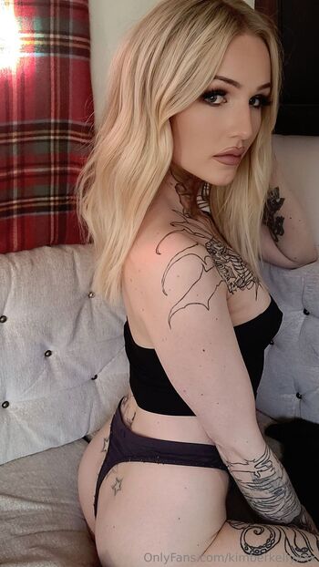 TSkimberkellyxx / kimberkellyxxx nude photo #4