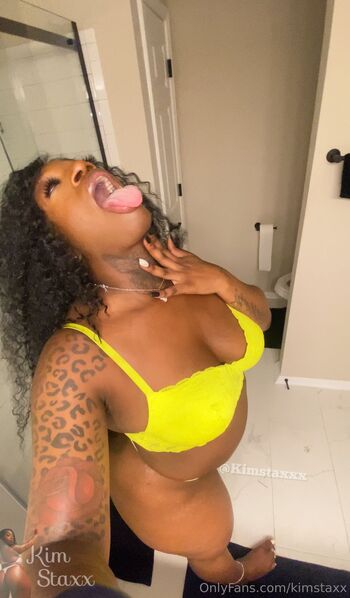 Kim stax / kimstaxx nude photo #9