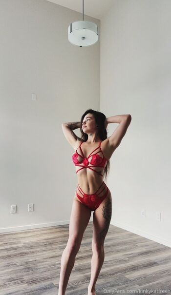 Kinky Kat Fre / kinkykatfreex nude photo #20