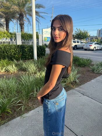 Kinsle / kinsleyalyse / thekinsleywyatt nude photo #38