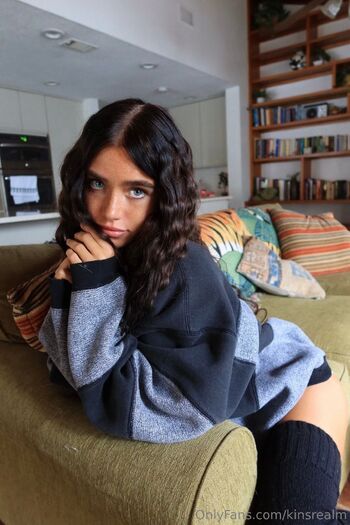 KIN / kinsrealm nude photo #6