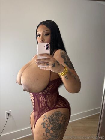 kio / kiorvip nude photo #21