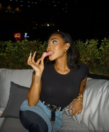 Kira Asia TS / kira.asia.ts / itski.raaaaaa nude photo #26