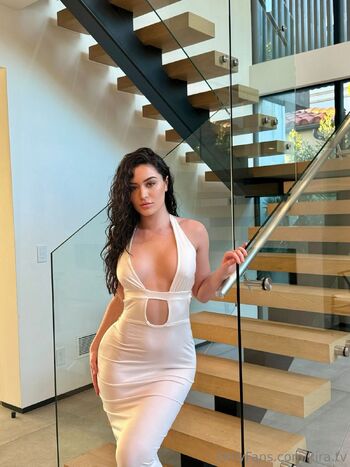 Kir / kira.tv / kiraslaps / thekirashannon nude photo #7