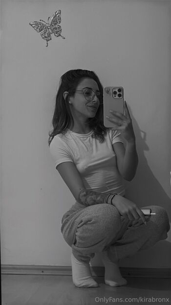 Hi Im Kira / kirabronx / itskiraababy3 / kirababyouo / kiraababy3 nude photo #18