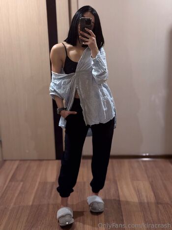 Kira / kiracrash nude photo #14