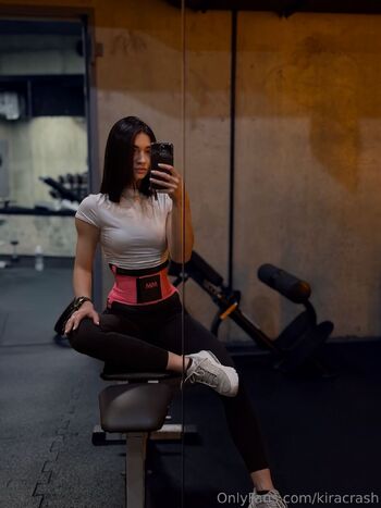 Kira / kiracrash nude photo #16