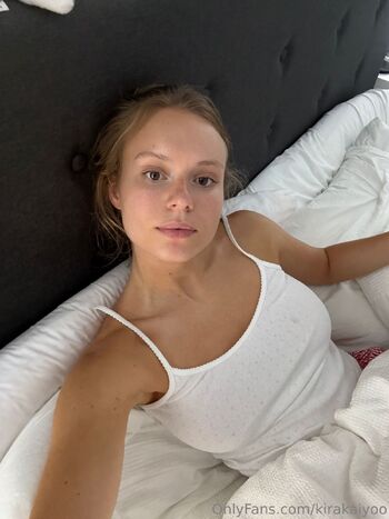 Kir / kirakaiyoo nude photo #12