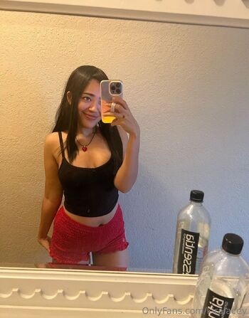 Kira Lace / kiralacey nude photo #14