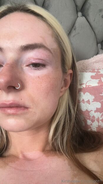 Kirstie / kirstiee96 nude photo #15