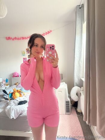 Kirsty Everdeen / kirstyeverdeen nude photo #23