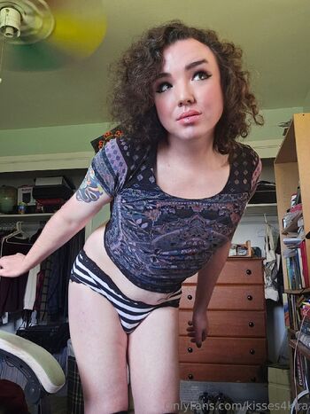 Kira Cottontai / kisses4kira nude photo #1