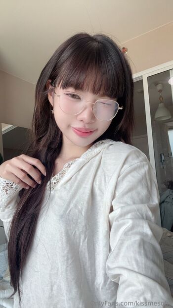 OnlyFans / kissmesofia nude photo #38