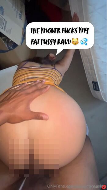 KissingCousins / kisssingcousins nude photo #19