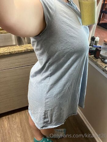 Kati / kitacat20 nude photo #3