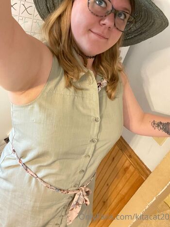 Kati / kitacat20 nude photo #15