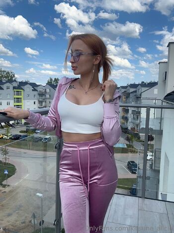 Ravena Wild / kitsune_alicie nude photo #10