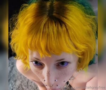 Kummy Kitten FREE / kittehgreyfree nude photo #6