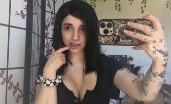 𝓚𝓲𝓽𝓽𝓮 / kittenthenerd nude photo #5