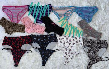 𝓚𝓲𝓽𝓽𝓮 / kittenthenerd nude photo #7