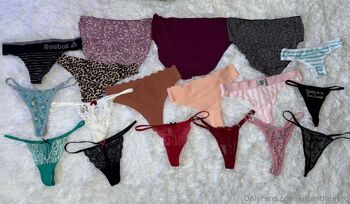 𝓚𝓲𝓽𝓽𝓮 / kittenthenerd nude photo #19