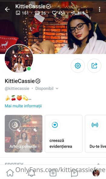 KitttieCassieeFre / kittiecassiefree nude photo #11