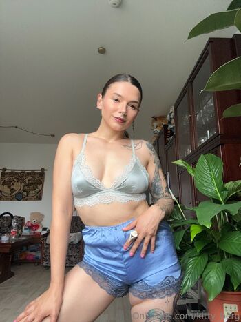 Kitty Berg climbe / kitty_berg / beerg.kitty nude photo #9